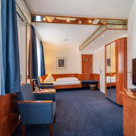 Wuerttemberger Hof Hotel