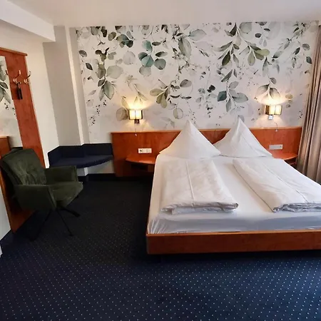 Wuerttemberger Hof Hotel 3*