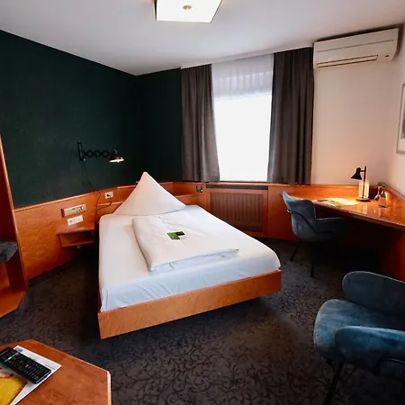 Wuerttemberger Hof 3* Reutlingen